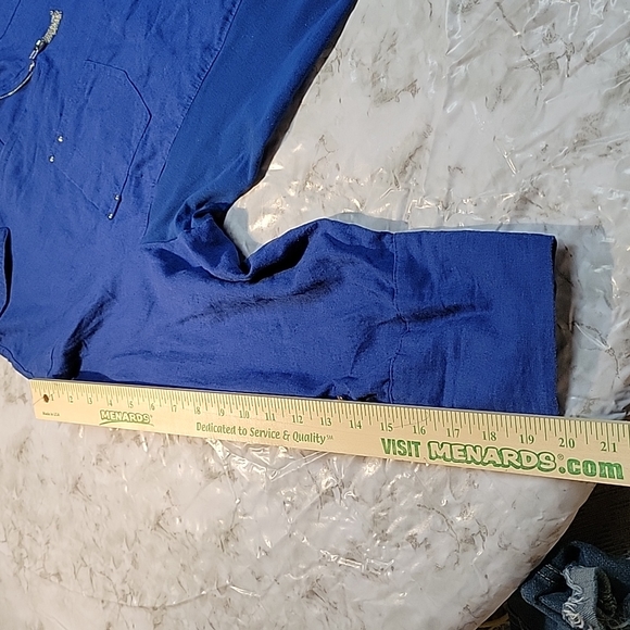 Emily Daniel's 3/4 sleeve top - Picture 13 of 16